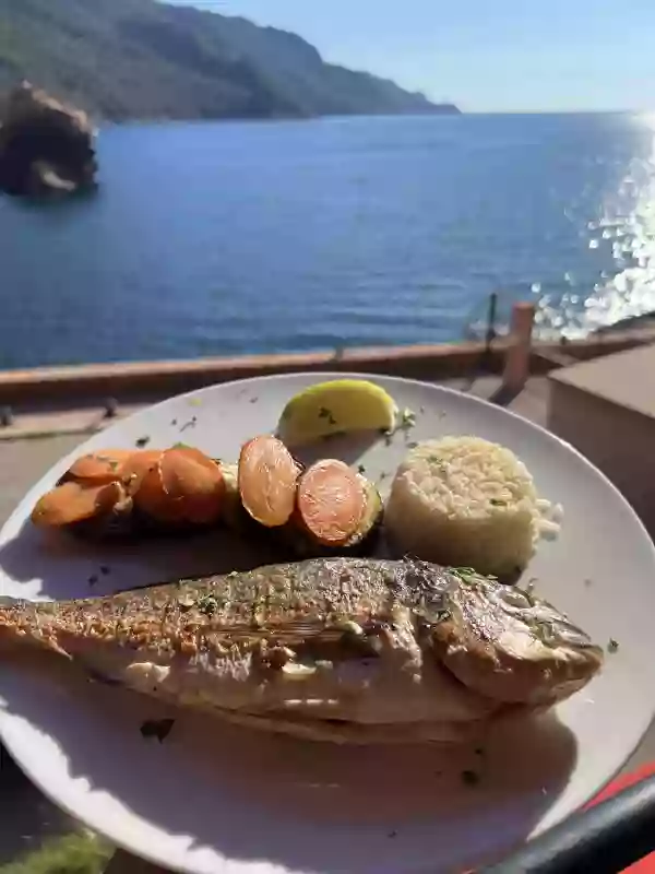 Le restaurant - La Mer - Ota - bien manger OTA